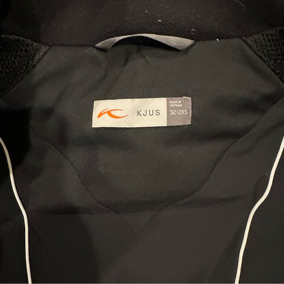 Kjus ski Women's Formula ski Jacket brand new. Black size 32 - Picture 10 of 16